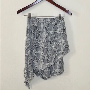 Superdown Skort Snake Print Size XS Revolve Party Festival